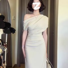 法式斜肩荡领连衣裙子女夏季气质收腰露肩礼服裙一字肩包臀裙长裙